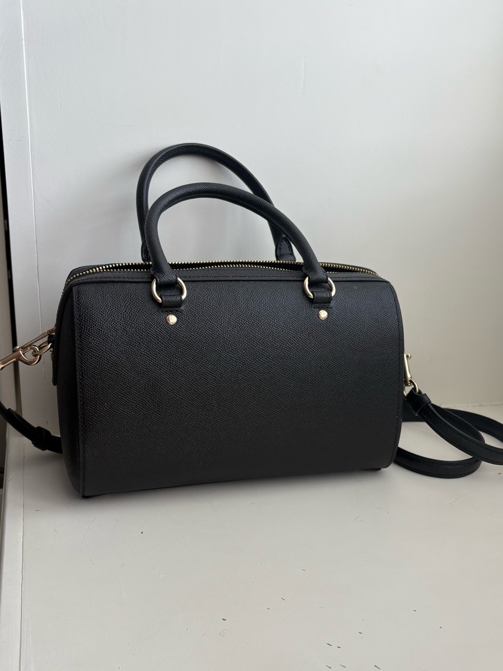 Coach Rowan Satchel, Black/Gold - Picture 4 of 9